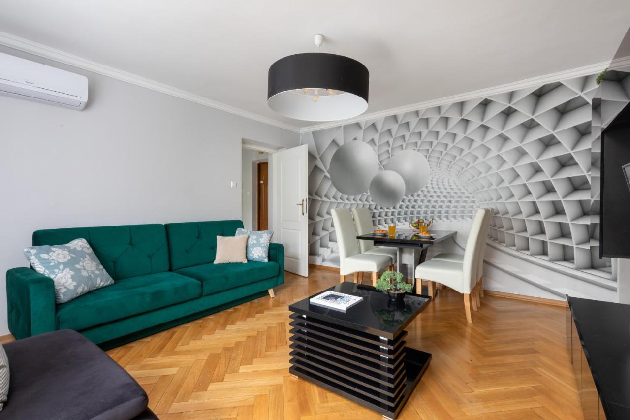 Rent Like Home - Hoza 38 Varsovie Extérieur photo